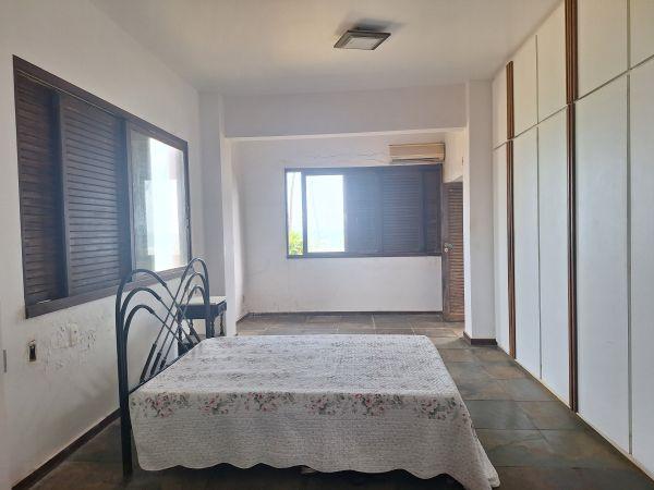 Casa, 4 quartos, 272 m² - Foto 24