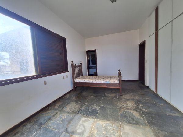 Casa, 4 quartos, 272 m² - Foto 26