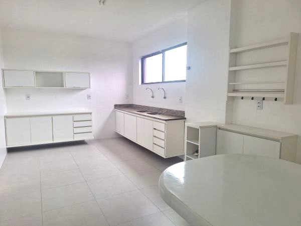Apartamento, 4 quartos, 216 m² - Foto 11
